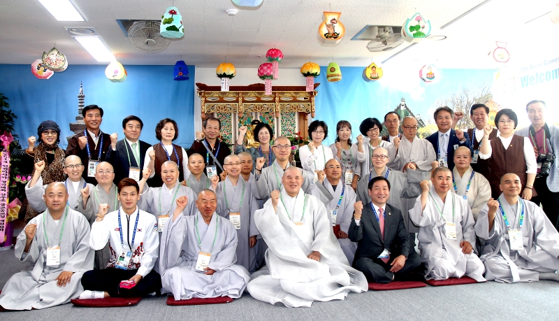 2014.09.22_인천아시안게임 선수촌 법당 방문
